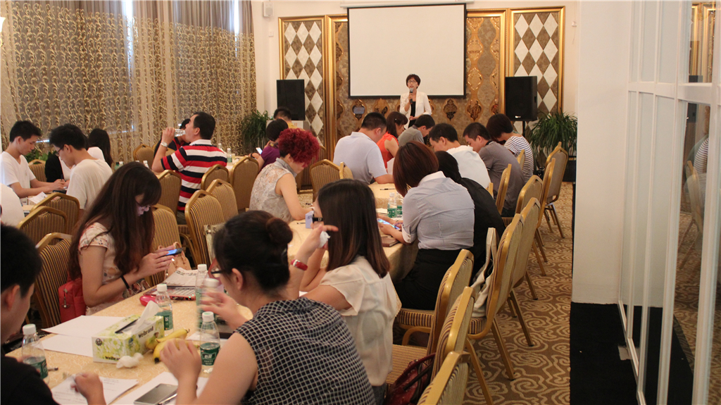 深度網(wǎng)<a href='http://m.duft-welt.com' class='keys' title='點(diǎn)擊查看關(guān)于營(yíng)銷(xiāo)型網(wǎng)站的相關(guān)信息' target='_blank'>營(yíng)銷(xiāo)型網(wǎng)站</a>建設(shè)沙龍